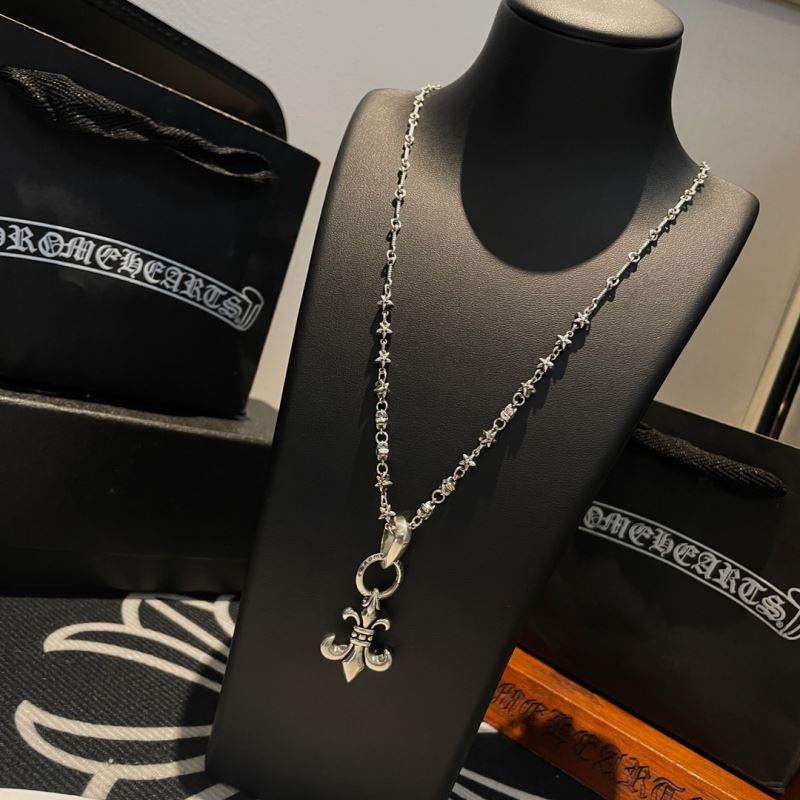 Ch*0me He**ts necklaces